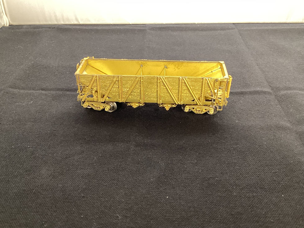 Thumbnail: OLD & WEARY CAR SHOP #1000 TWO BAY COMPOSITE HOPPER W/ WOOD END BRACING HO SCALE