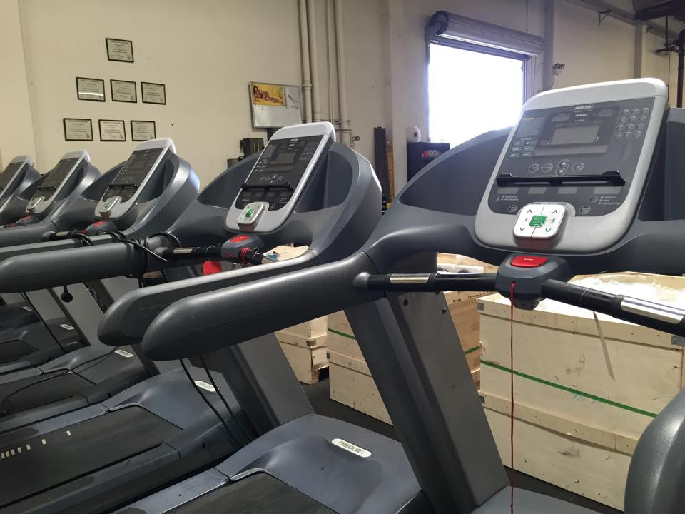 Precor 966i Experience Treadmill
