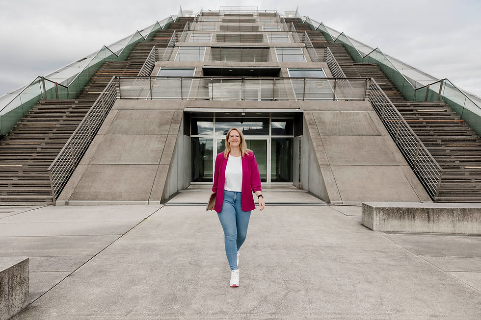 Karin Ulka in Bewegung