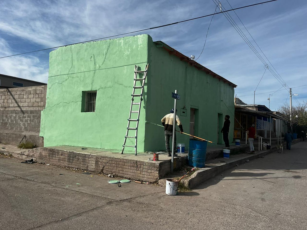 AVANZA AL 85% EL PROGRAMA DE PINTURA DE FACHADA EN SAN FRANCISCO DE CONCHOS.