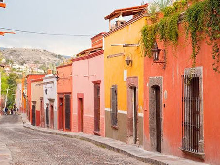 GOBIERNO DE SAN FRANCISCO DE CONCHOS OFRECE PINTAR FRENTE DE CASAS DE MANERA GRATUITA.