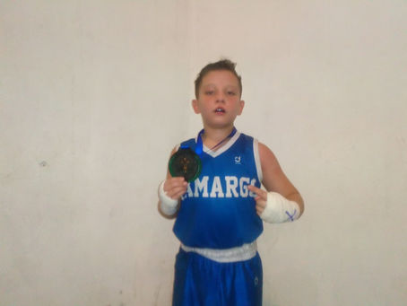 LUIS EL CANELITO GARCÍA LO VUELVE HACER, SE PROCLAMA CAMPEÓN REGIONAL.