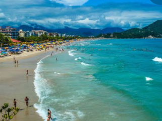 Idosa de Piranguinho, no Sul de Minas, vai à praia em Ubatuba e é atacada por tubarão