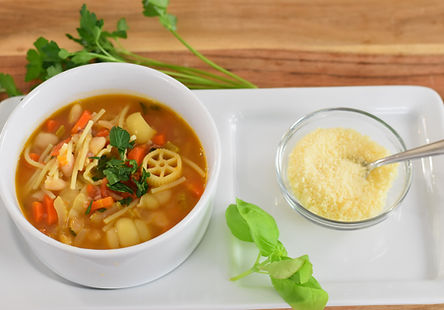 Tradizionale Neapolitan Pasta e Fagioli