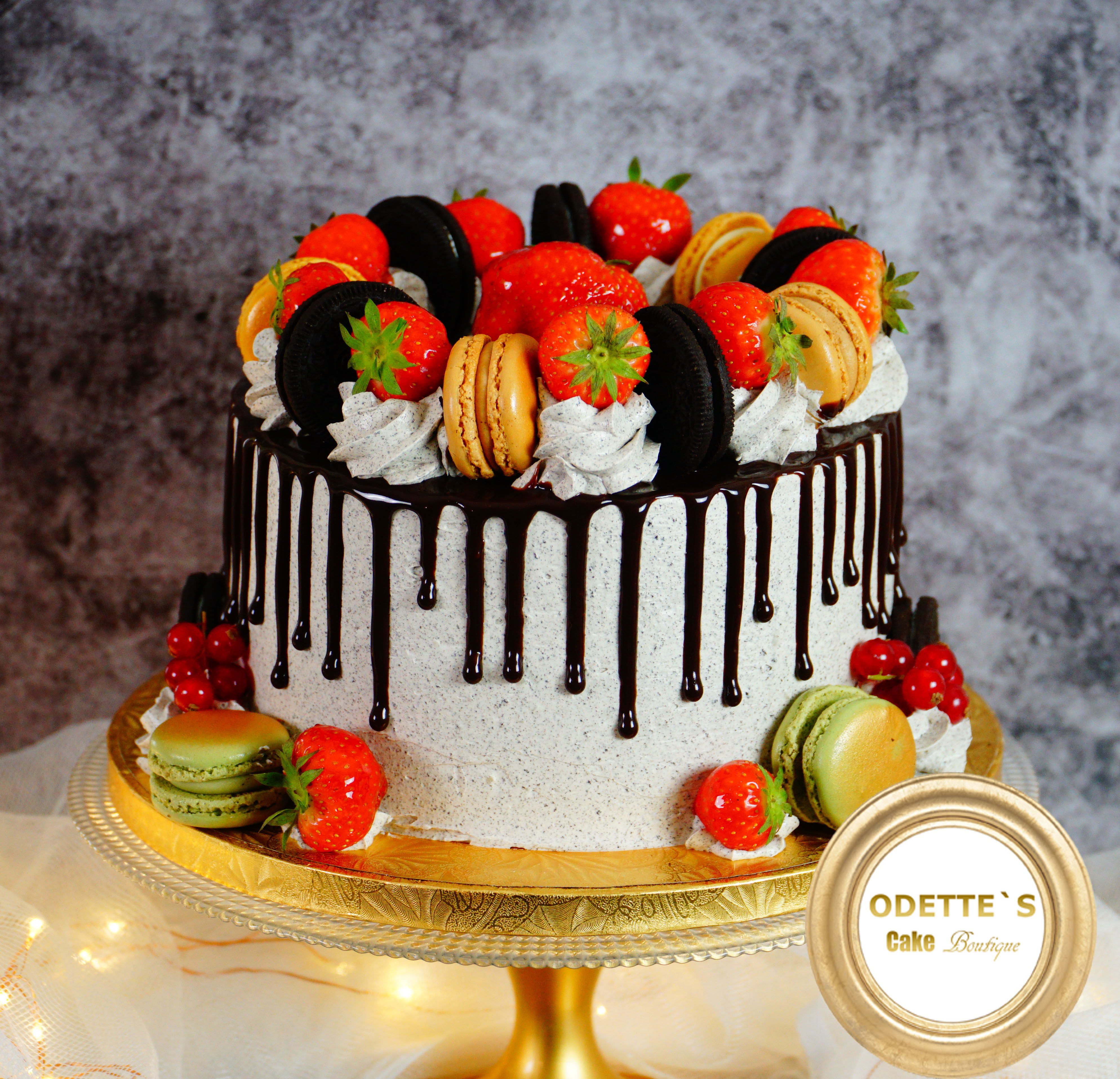 Strawberry OREO  Chocolate  Cake