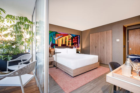 Mondrian Suite 03.jpeg