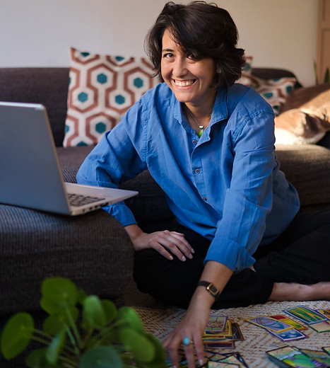 Ready to guide women through transformative online sessions with expertise and spiritual guidance