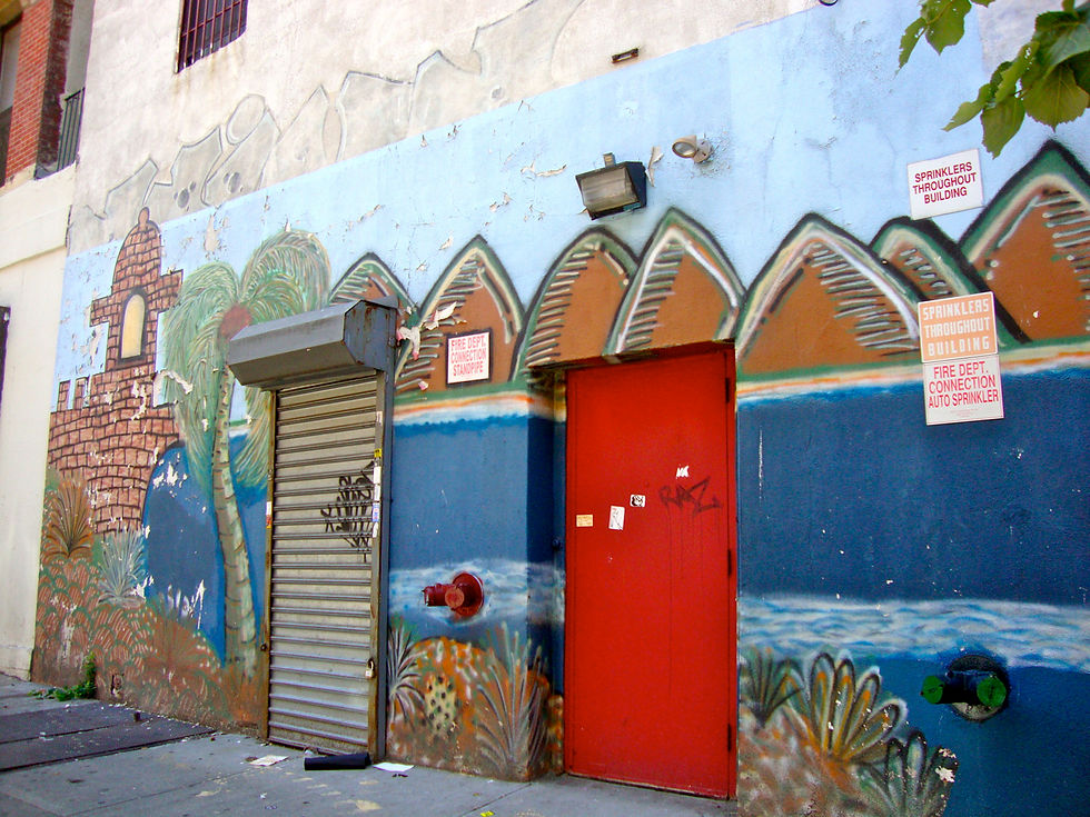 E 118th St