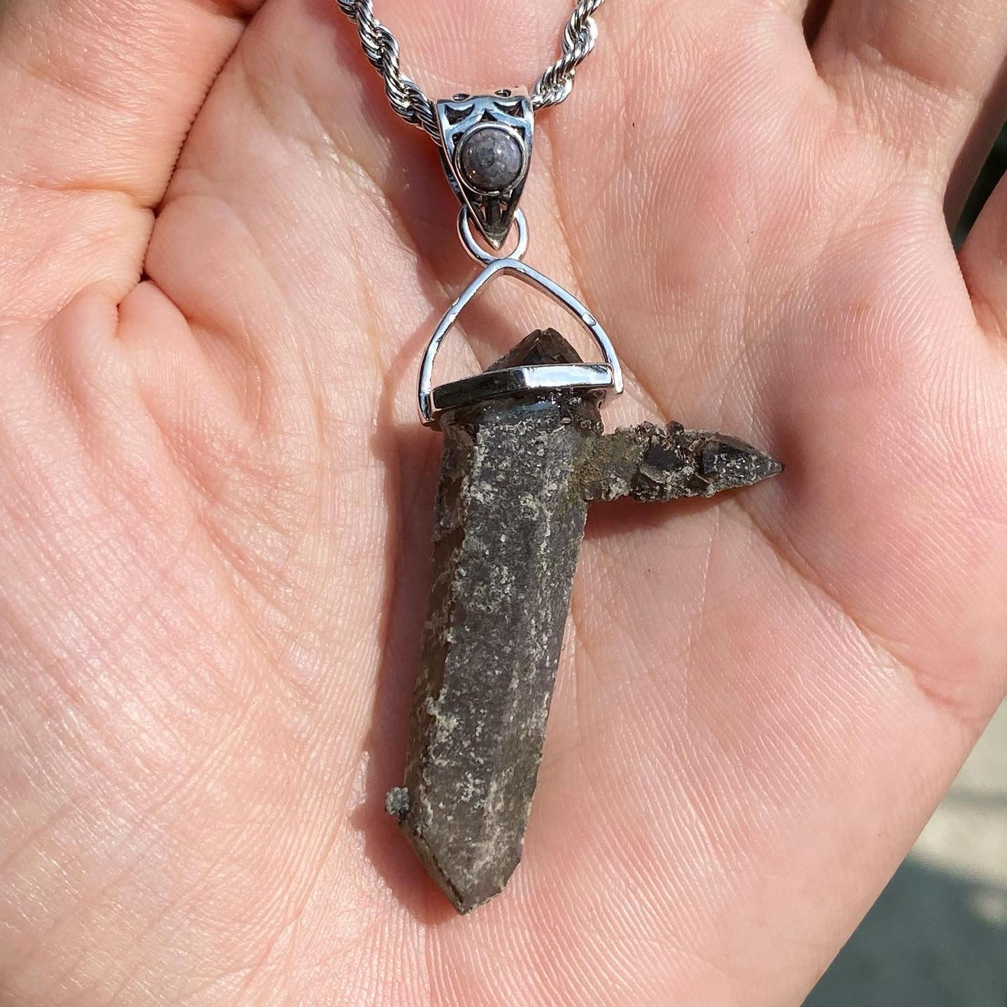 Quartz , Inner Mongolia | 內蒙古 礦皮 墨水晶 標本 頸鏈 MIN27