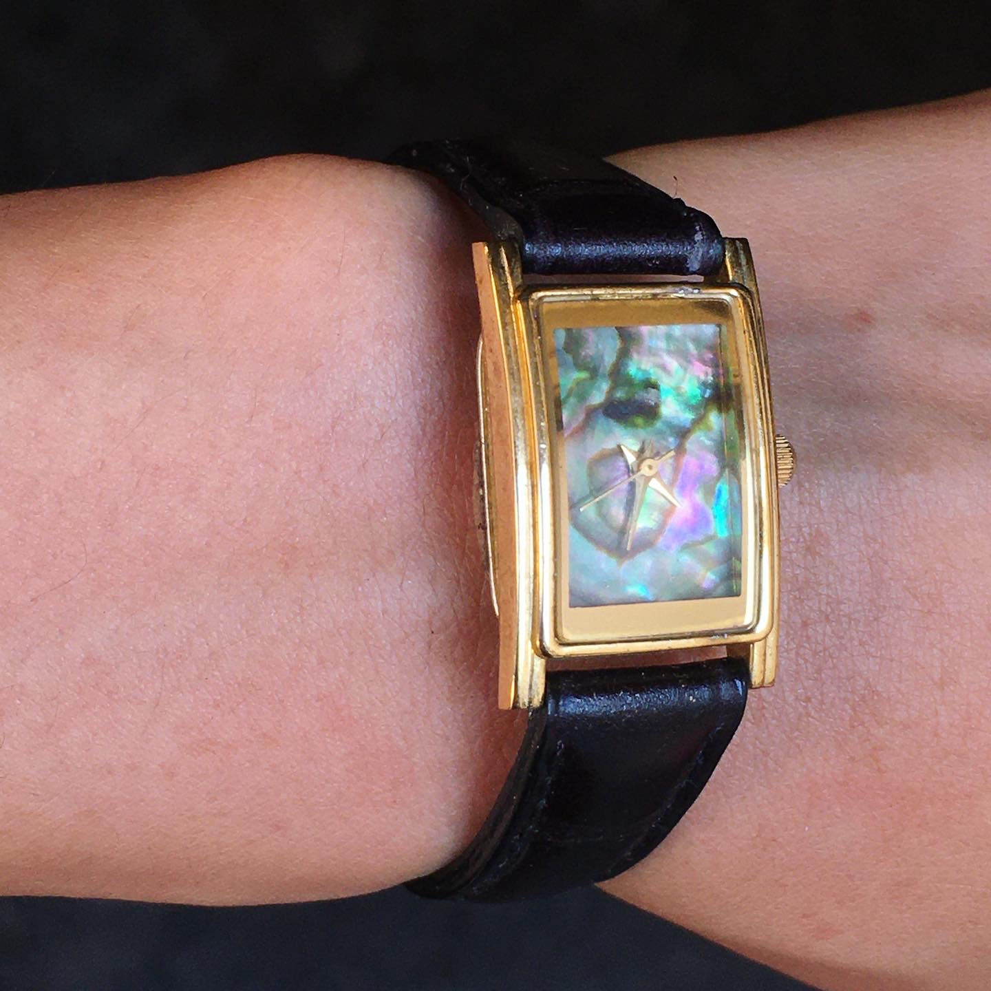 Abalone Watch | 鮑魚貝 方 手錶