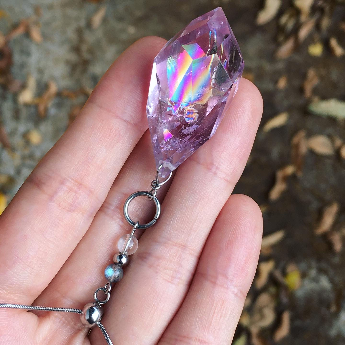 Rainbow in Amethyst | 天然石 彩虹 薰衣草 紫水晶 頸鏈 水滴 雙層星星 頸鏈 的副本