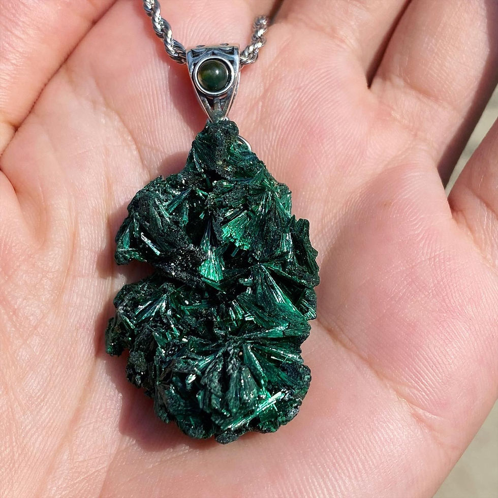 縮圖：Malachite | 閃亮的 星形 孔雀石 頸鏈 MIN34