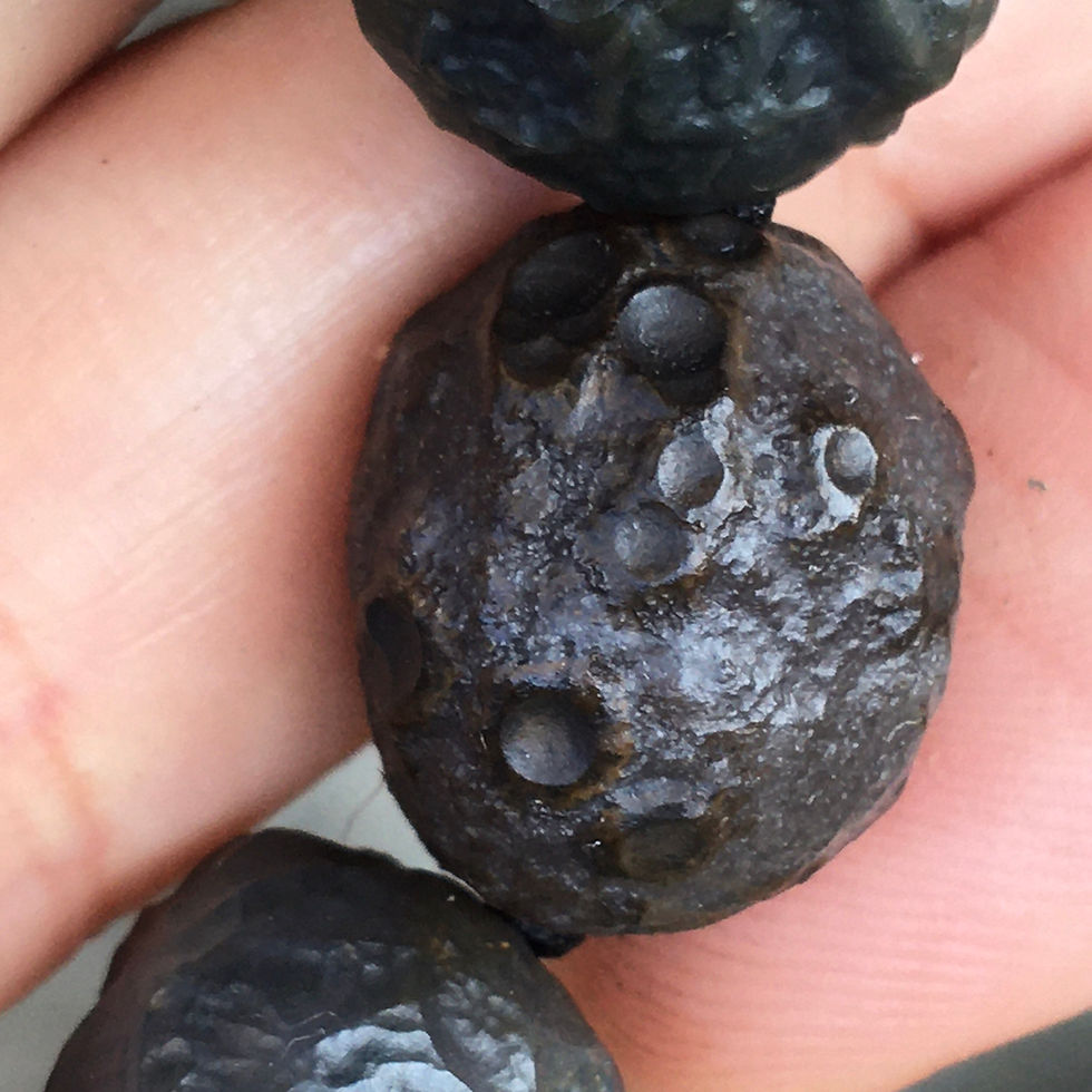 縮圖：Coming Soon | Gobi Agate | 天然原石 戈壁瑪瑙 灰紫筋脈 手鏈