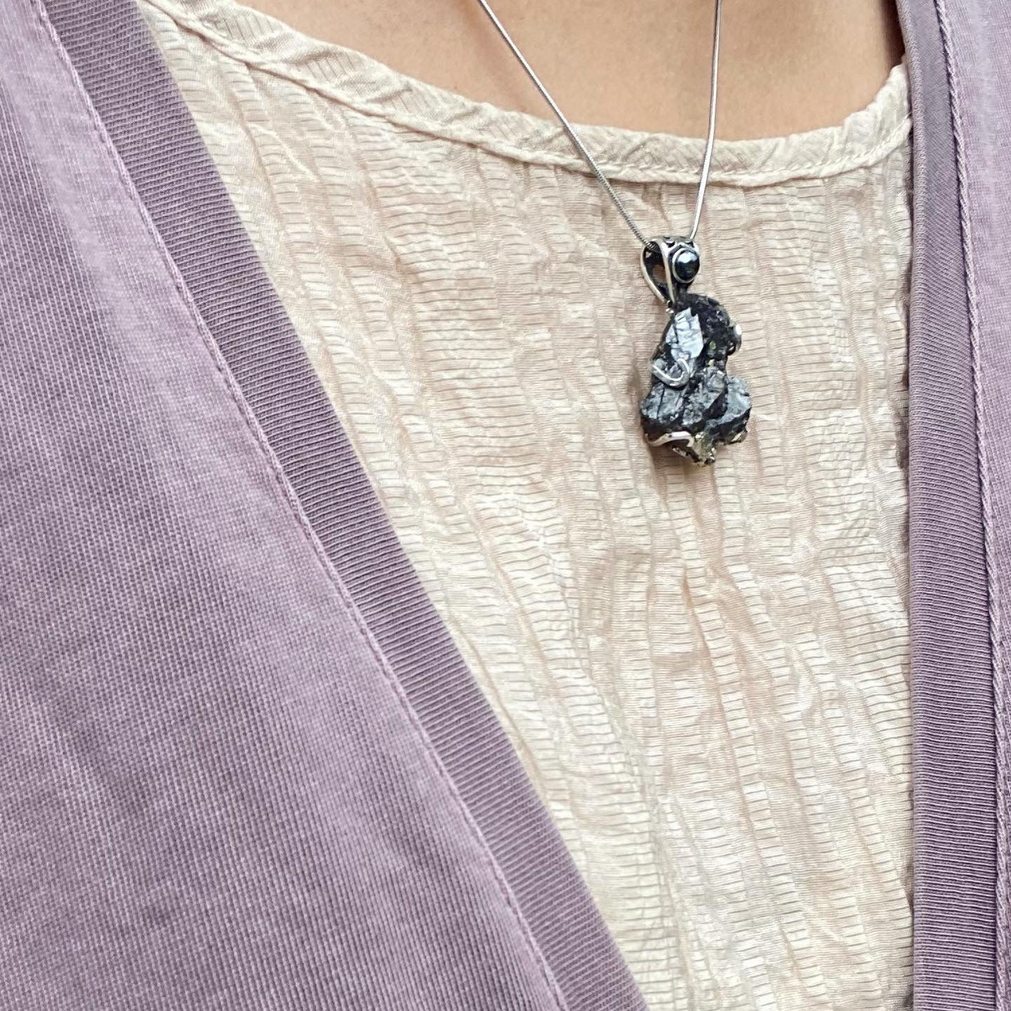 Sphalerite Necklace | 金礦 閃鋅礦 原石 頸鏈