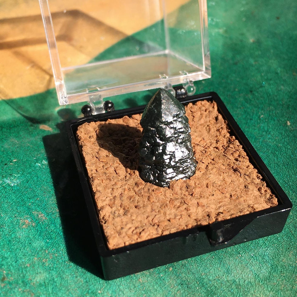 Thumbnail: Green Quartz , Inner Mongolia | 內蒙古 綠水晶 鈣鐵輝石 標本