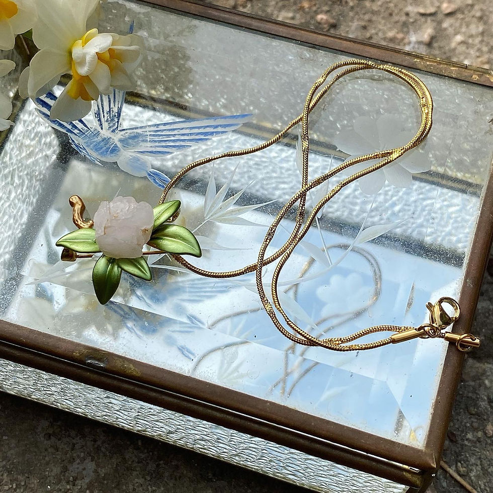 Thumbnail: Calcite | 內蒙 粉色 方解石 原石 花形 標本 頸鏈 MIN57