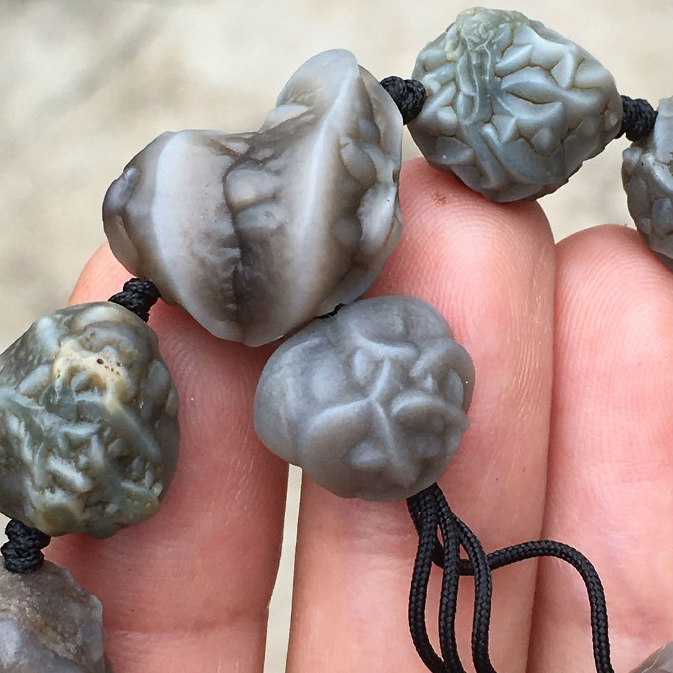 Thumbnail: Gobi Agate |天然原石 戈壁瑪瑙 青花瓷 筋脈石 手鏈