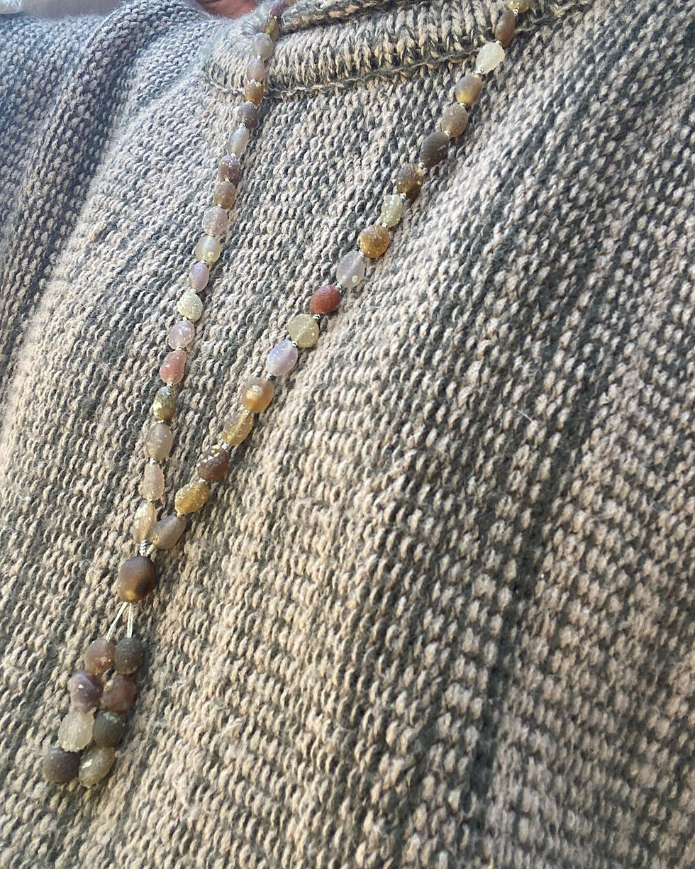 サムネイル： Gobi Agate | 天然原石 戈壁瑪瑙 冬雪 葡萄乾 淖毛湖 頸鏈我