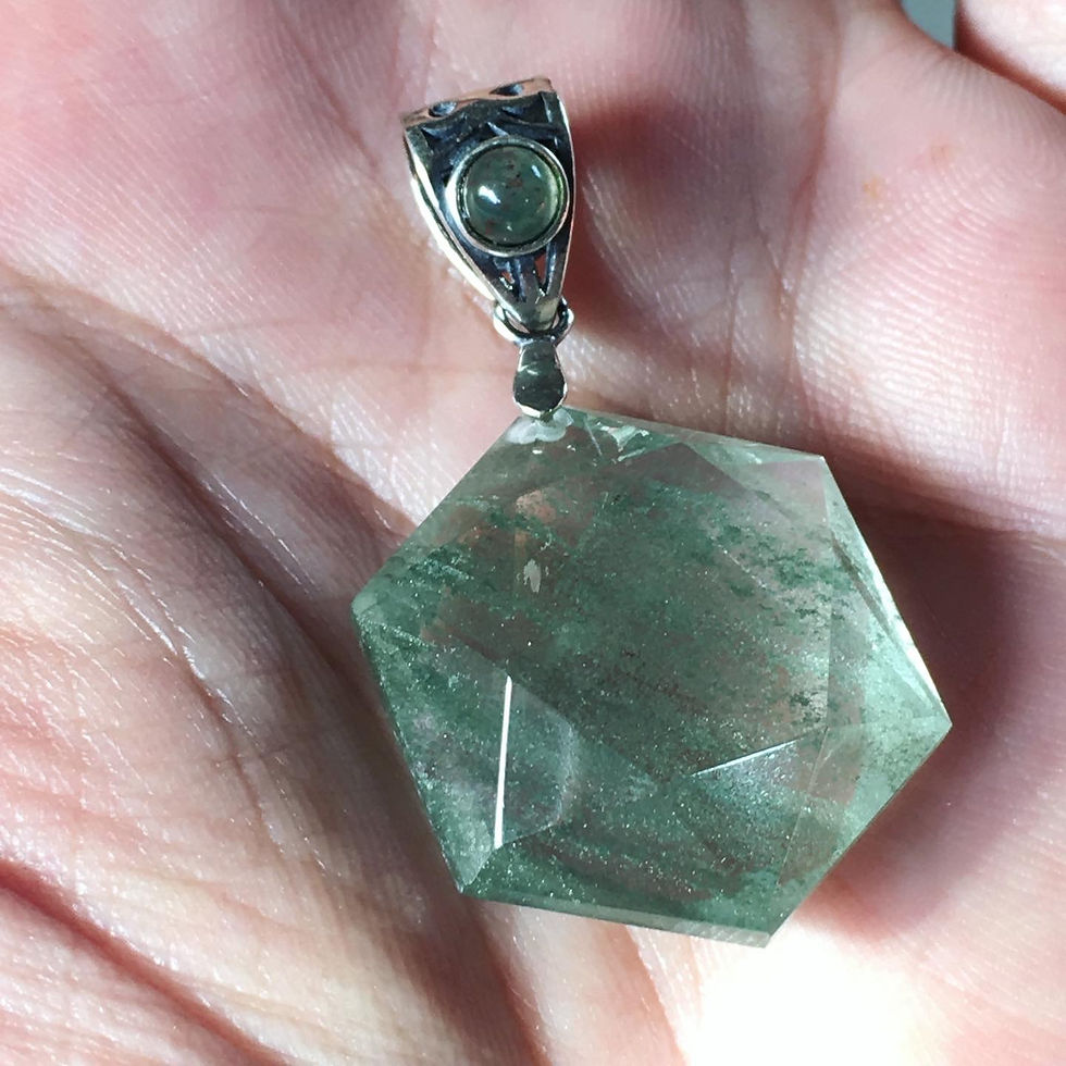 縮圖：Phantom Quartz | 千層 翠幽靈 吊墜 6T24