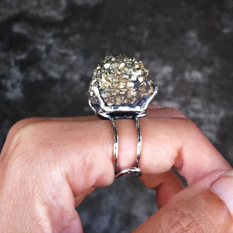 Thumbnail: Chalcopyrite | 天然 礦物 原石 標本 黃銅礦 球 指環