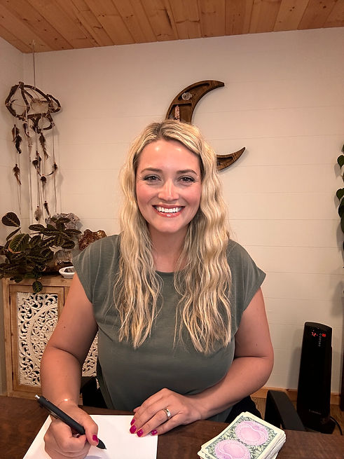 Jen Stumpf in home studio