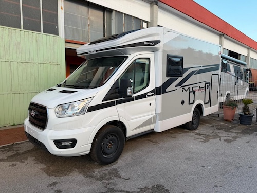 Profilo laterale camper McLouis MC4 Slim 331 2026