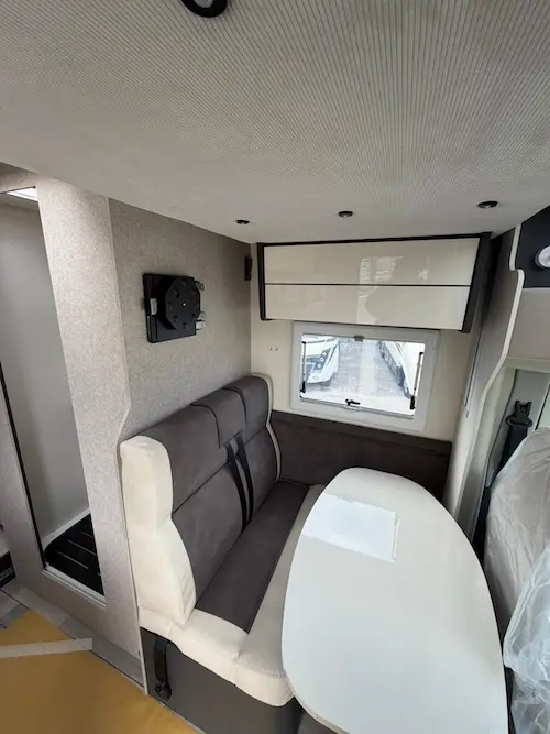 Tavolo regolabile dinette camper McLouis MC4 Slim 339