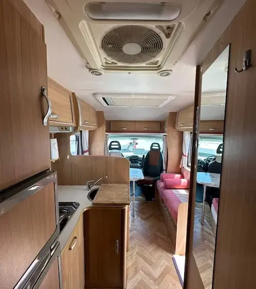 Interni camper usato Rimor Europeo 87P