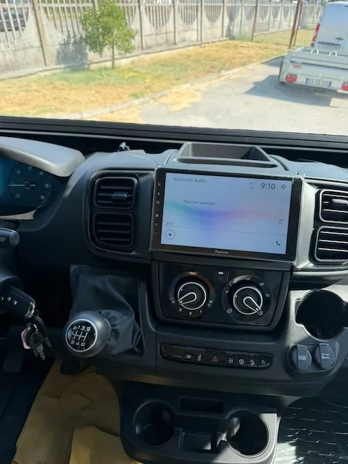 Cruscotto radio Pioneer camper nuovo McLouis MC4 360