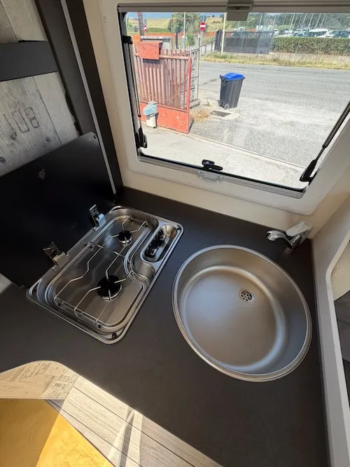 Cucina camper nuovo McLouis MC4 370