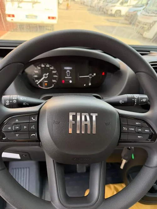 camper nuovo stagione 2027 motorizzato fiat