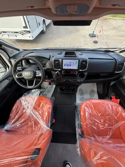 Laika Kosmo Supremo CV60 van zona guida abitacolo