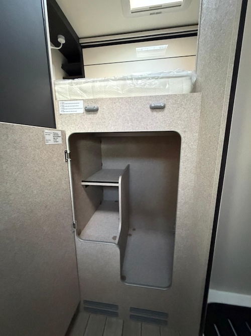 Dettaglio armadi McLouis Mc4 Slim 331