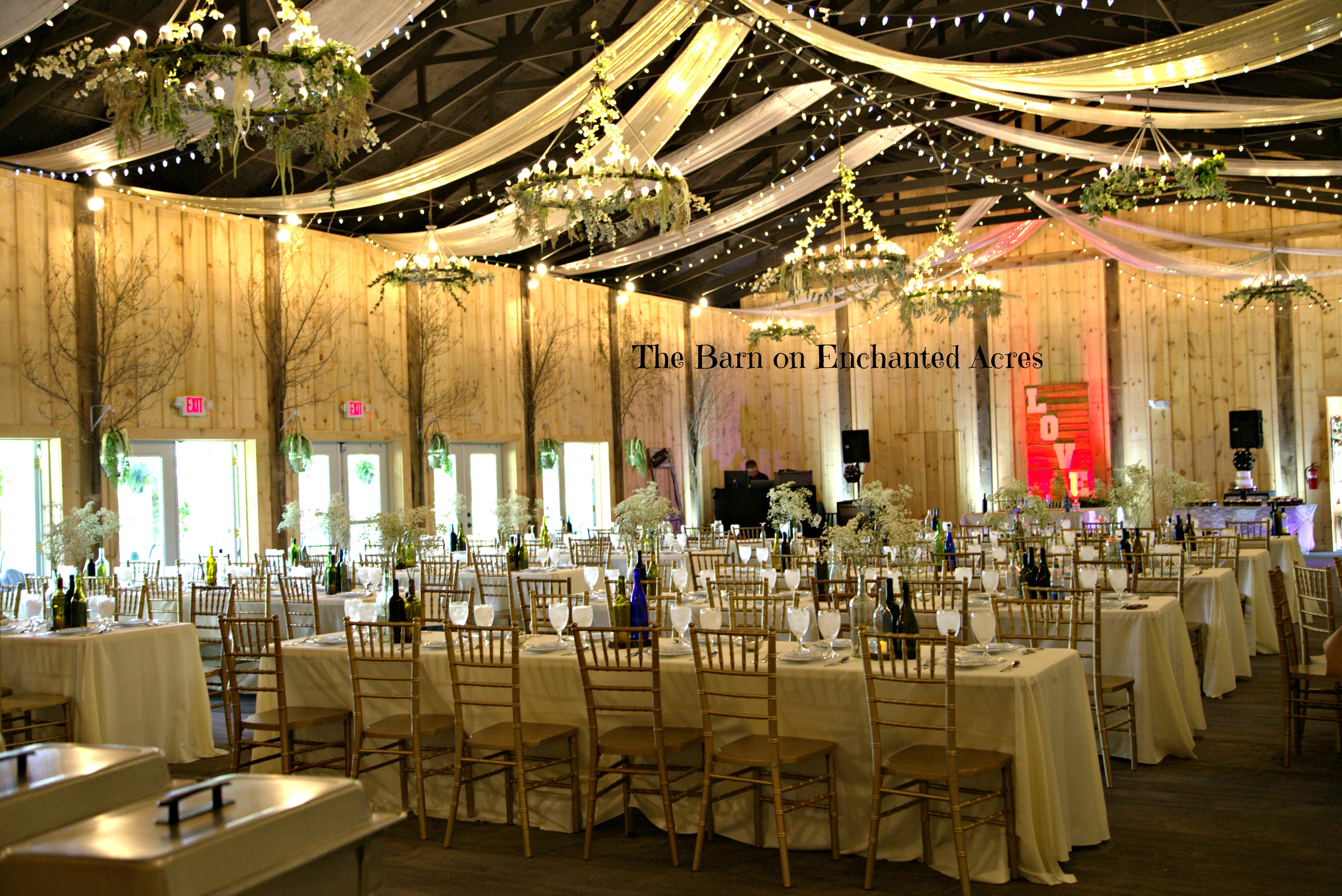 Bean Acres Barn Weddings - cjvt77r