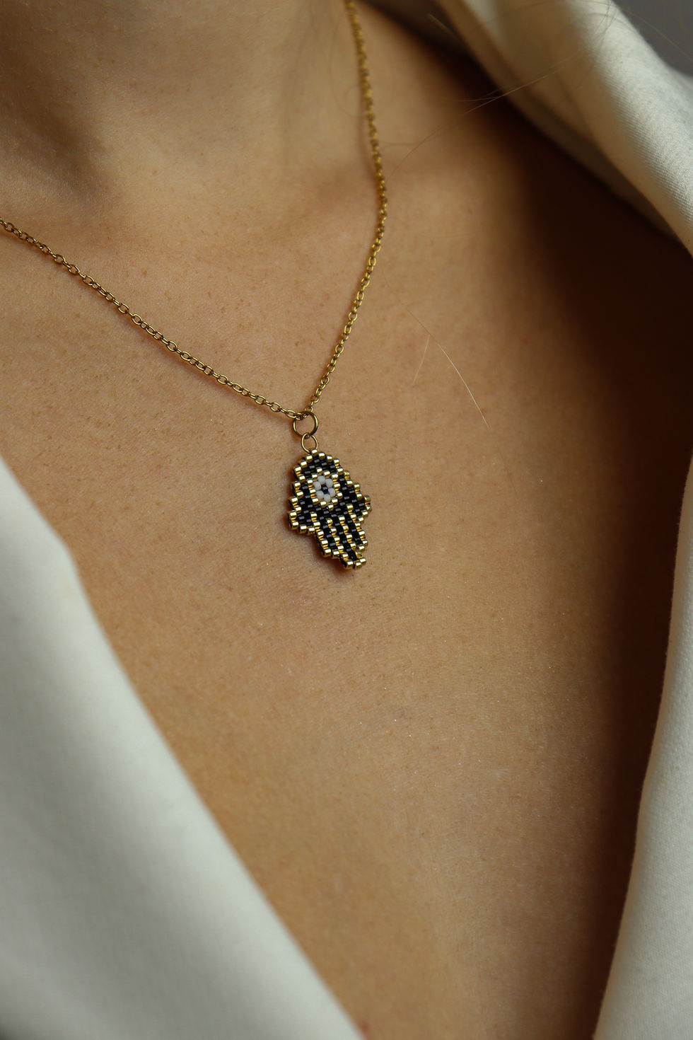 Κολιέ Hamsa Hand Με Χάντρες Miyuki Tortora Studio