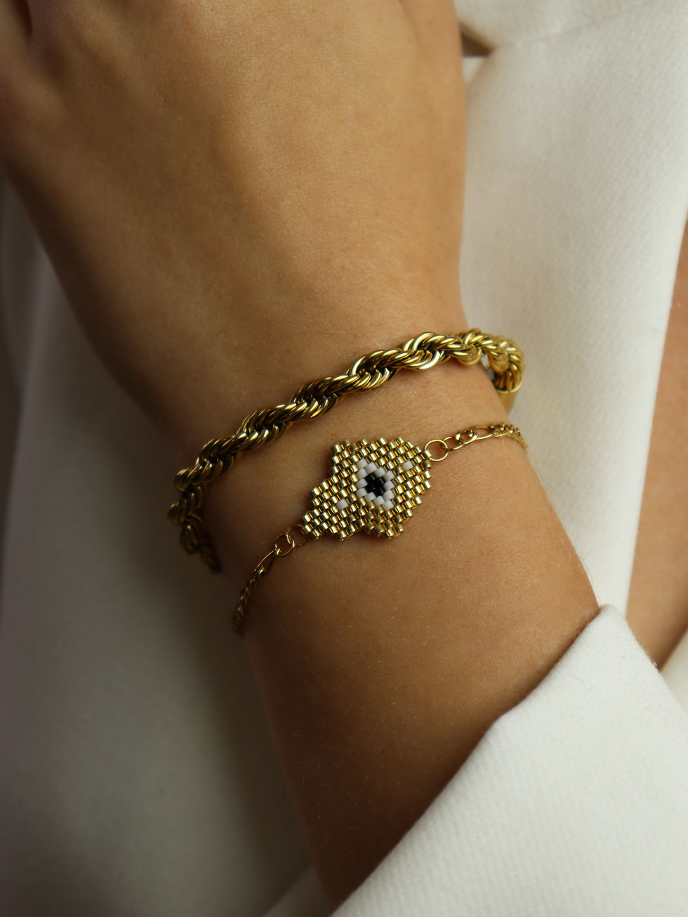 Χρυσό Βραχιόλι Χέρι Hamsa Με Χάντρες Miyuki | TORTORA STUDIO