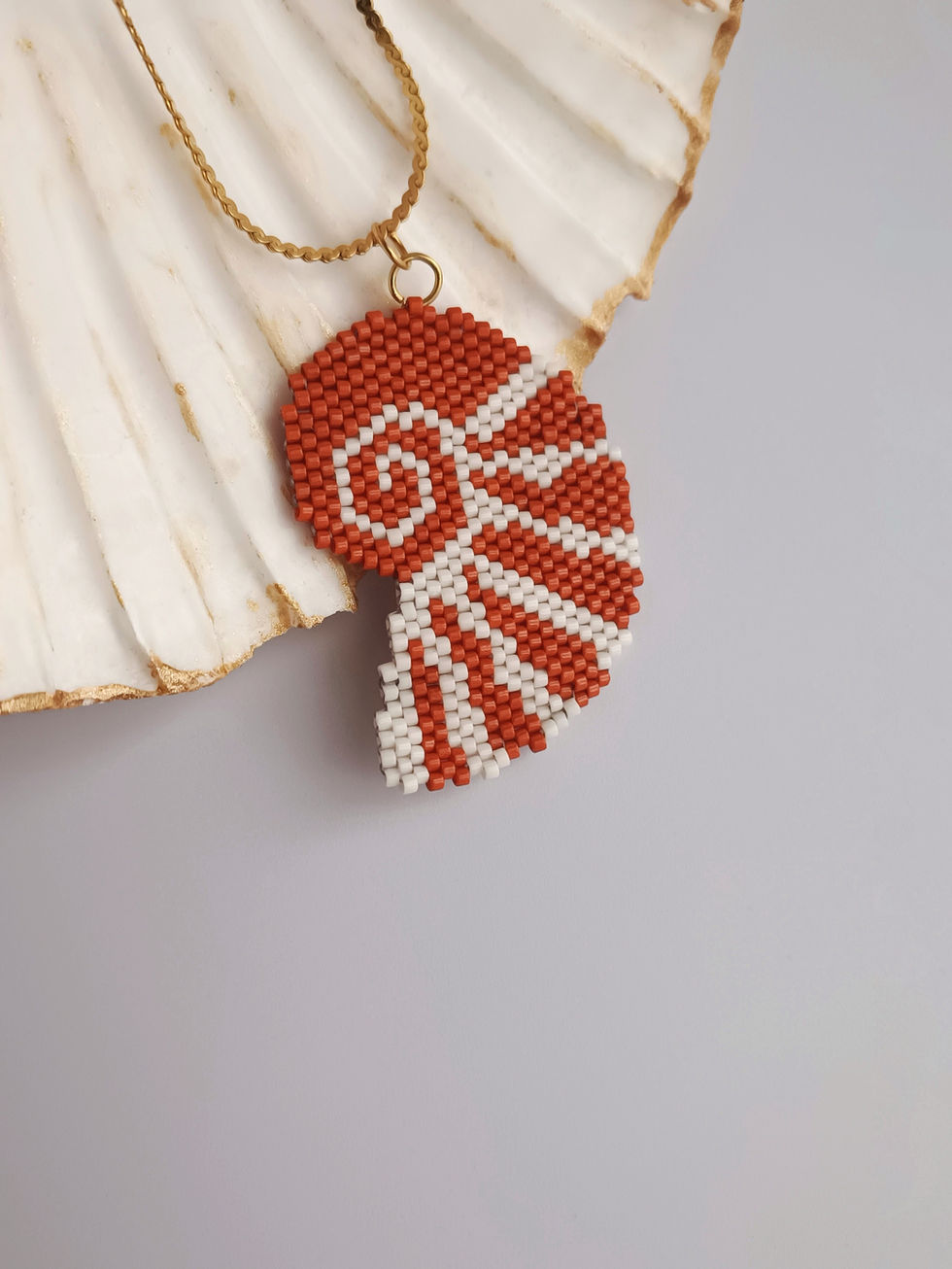 Κολιέ Κοχύλι Με Χάντρες Miyuki | Κεραμιδί | TORTORA STUDIO