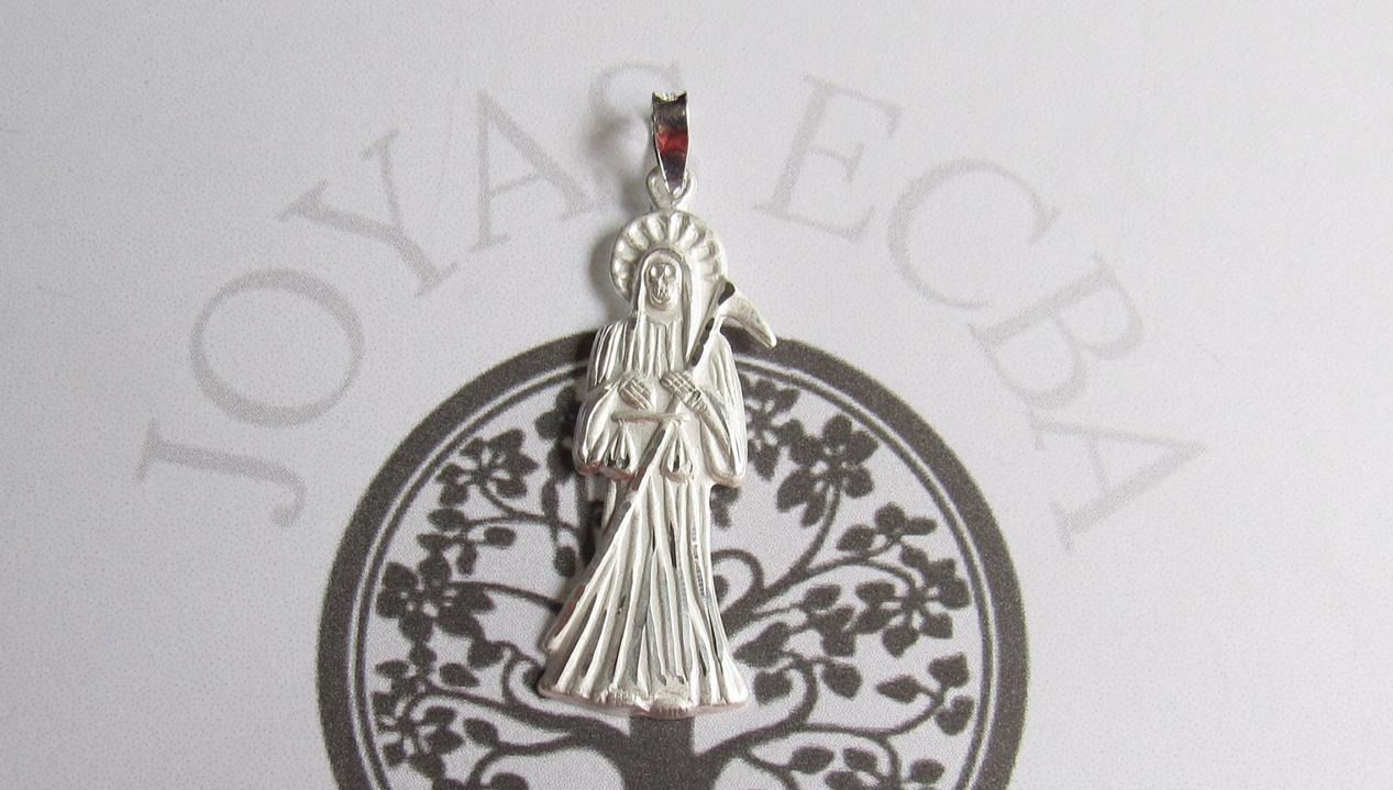 Dije de Santa Muerte