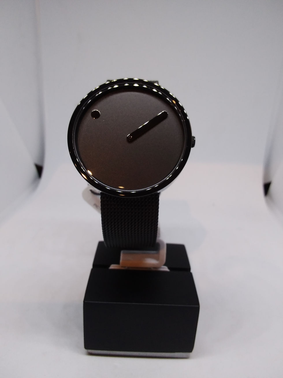 Picto 40 black grey dial milanese
