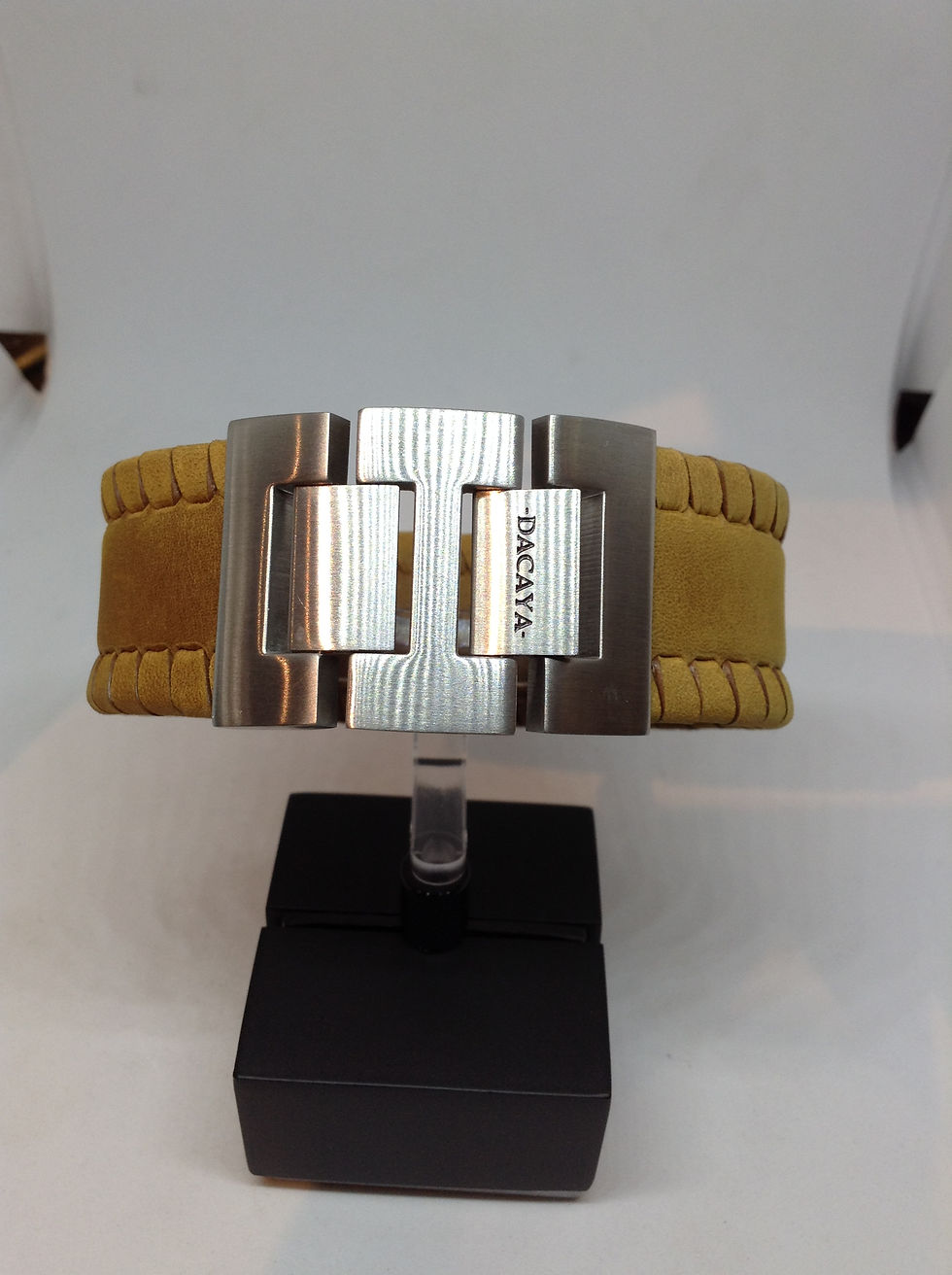 Dacaya Mountain Ridge Khaki 28mm