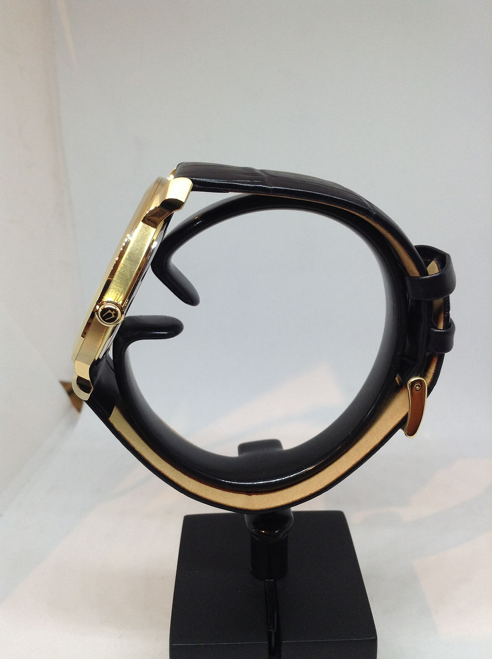 Thumbnail: Bulova quartz