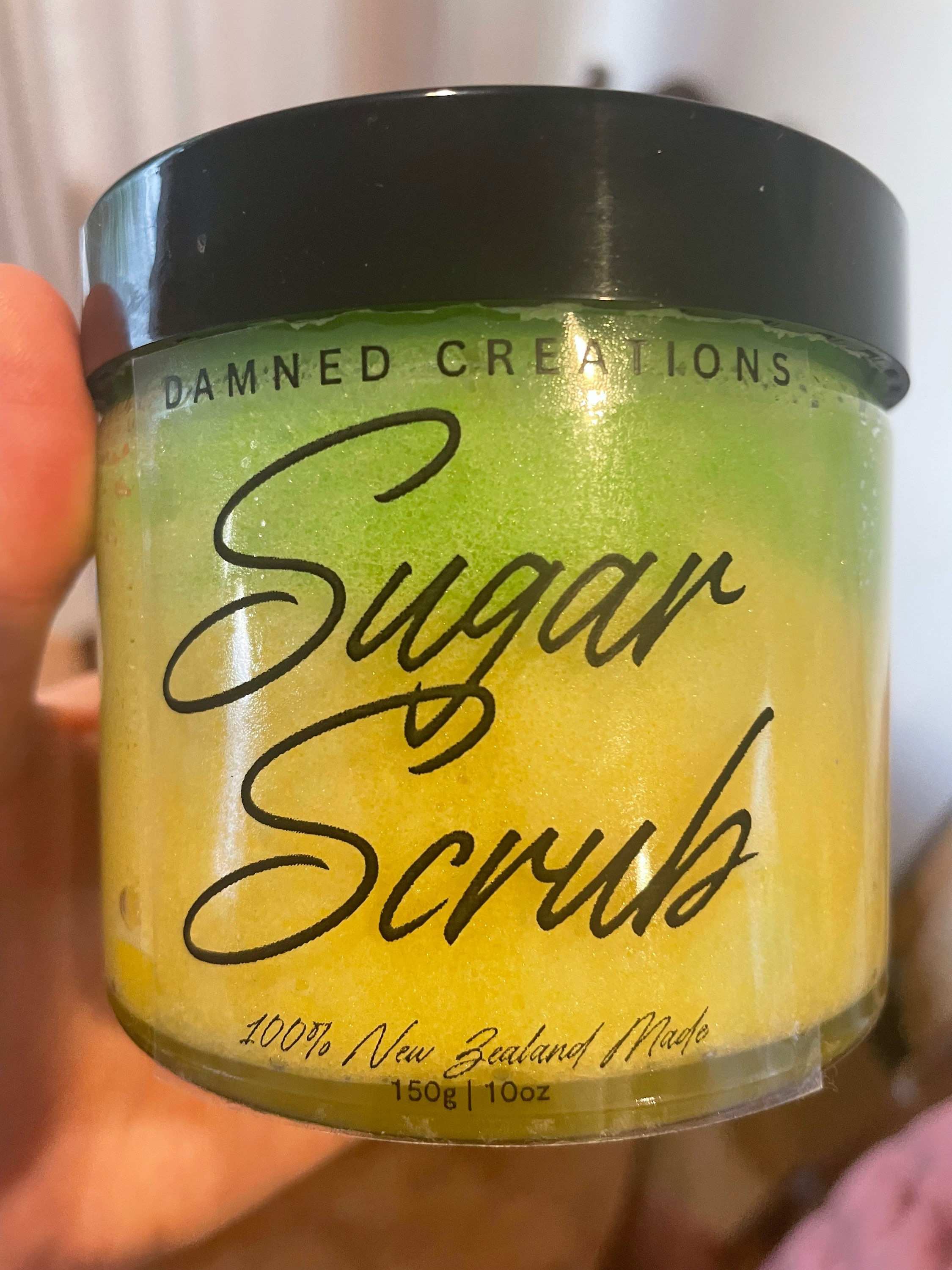Sweet Pea & Vanilla Sugar Scrub