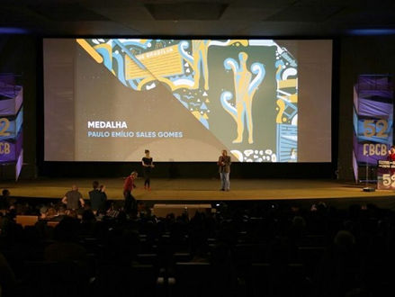 DESTAQUE: Prazo para acessibilidade em salas de cinema é prorrogado por um ano