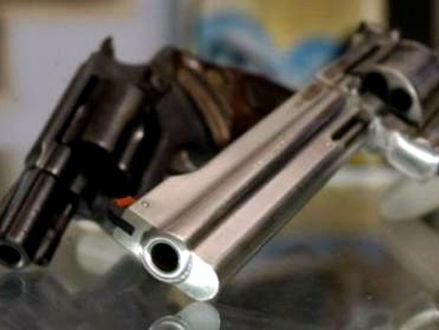 URGENTE: Maior parte de armas ilegais vem dos EUA e Paraguai, diz PF