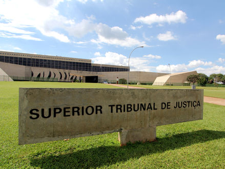 TURBULÊNCIA: STJ manda investigar se operação que envolve Witzel teve vazamento