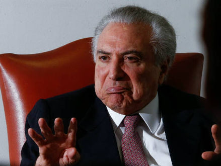 É NOTÍCIA: Governo tenta nova cartada para mudar as aposentadorias
