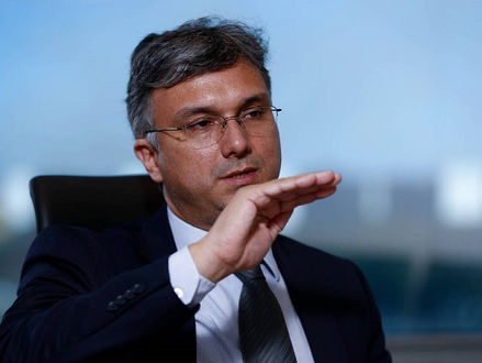 INÉDITO: Orçamento de 2019 tem corte de 12% em investimentos