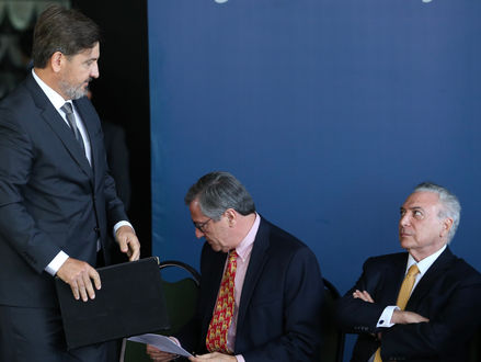 NOVIDADE: Temer se reúne no Planalto com o diretor-geral da Polícia Federal