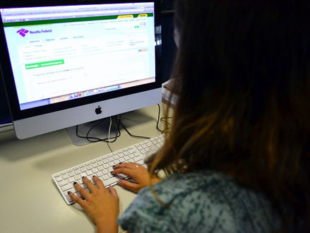 É NOTÍCIA: Receita Federal paga R$ 310 milhões em lotes residuais do IR a 165 mil contribuintes