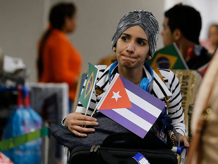 INÉDITO: Mais de mil médicos cubanos já deixaram o país, informa OPAS